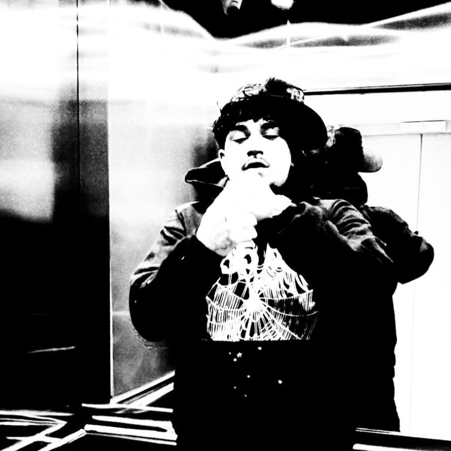 Inclusive vão e dão like na foto que eu botei do bitetti