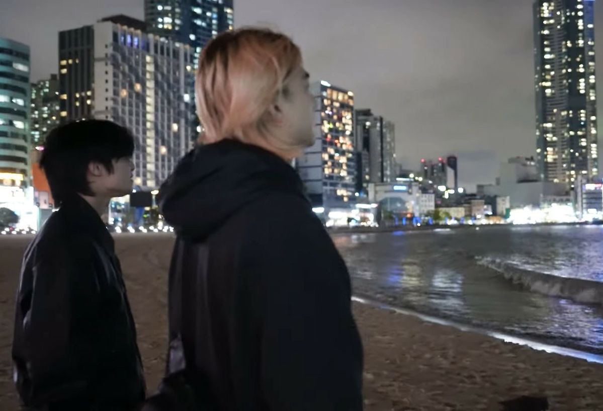 issa ♱ tweet media