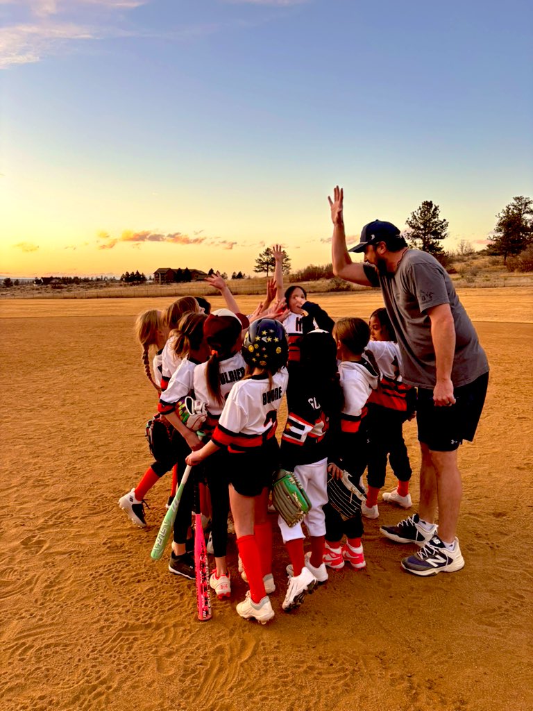 CoachYonBoone's tweet photo. Baylor’s 1st practice of 8U in the 📚’s… #Bay🥎 #HawkLife🟠🥎🔵 https://t.co/9lqRH1v6yl