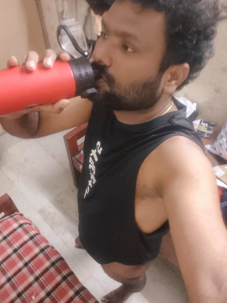 Naked wolf king tweet media