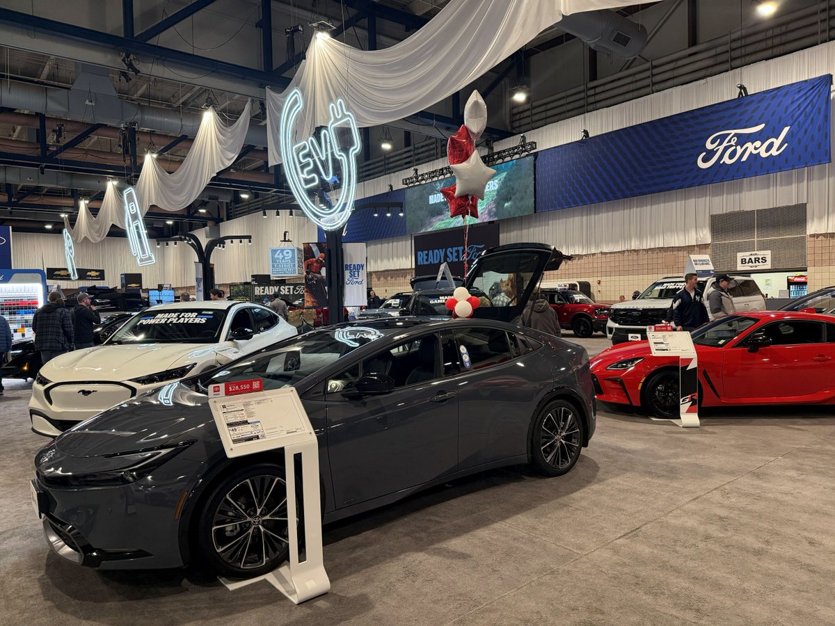 Rochester Auto Show tweet media