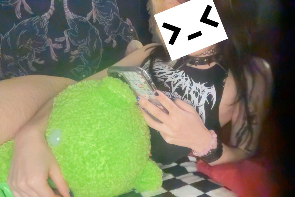 phesh 🪼⋆.ೃ࿔*:･ tweet media