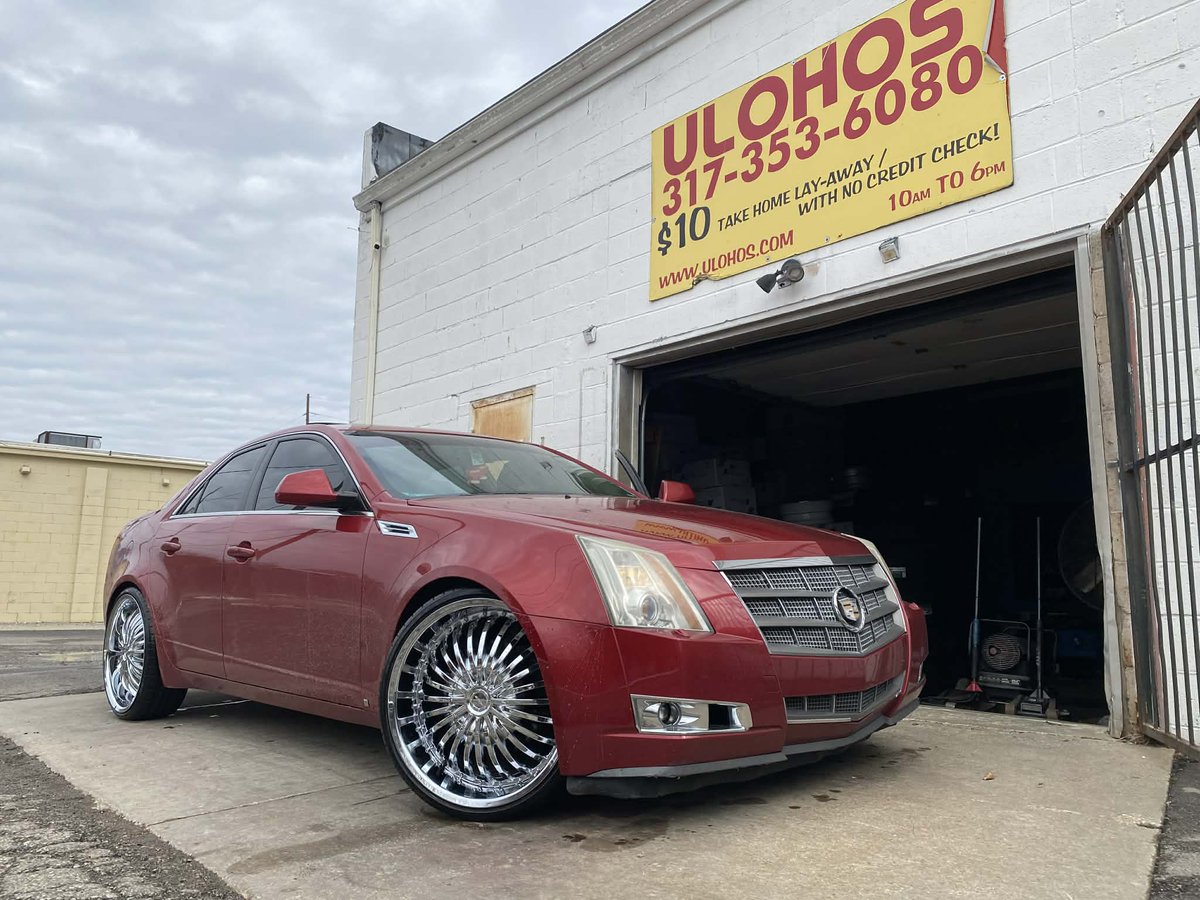 Ulohos.com tweet media