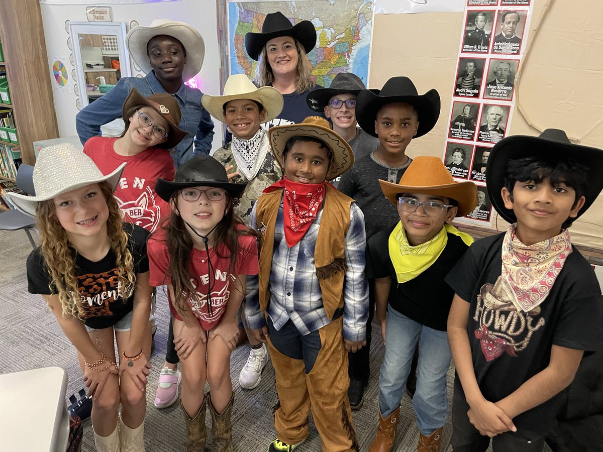 Mrs. Villanueva tweet media