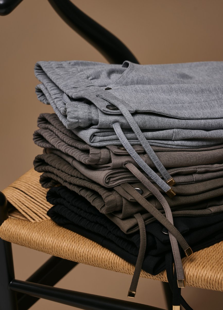 AOURE | アウール tweet media