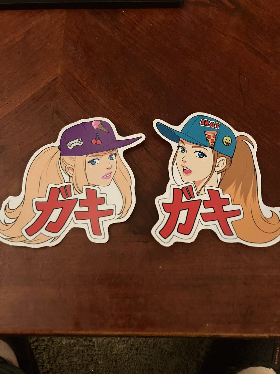 Jazzmiene1's tweet photo. @Tekuho1 
I got my art books. They are amazing as always. Didn’t know this edition came with two posters, that was a nice surprise. Stickers are great. Only downside was the acrylic stand broke in transit. I’m hoping to fix it with some glue https://t.co/TeBCIVOhrH