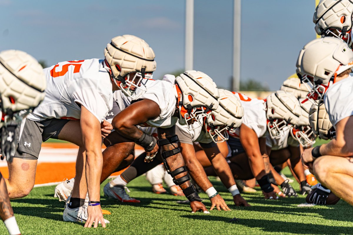 UTRGV Football tweet media