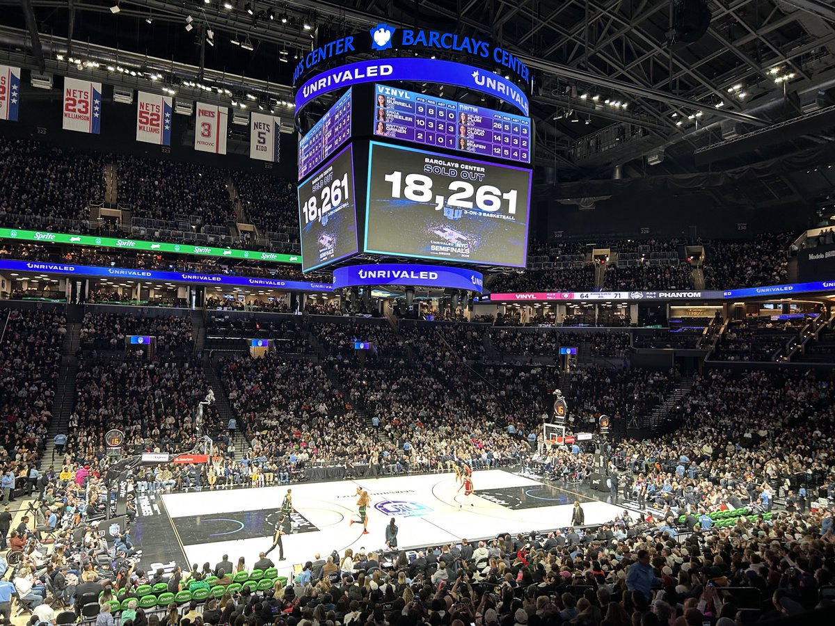 Alexa Philippou tweet media