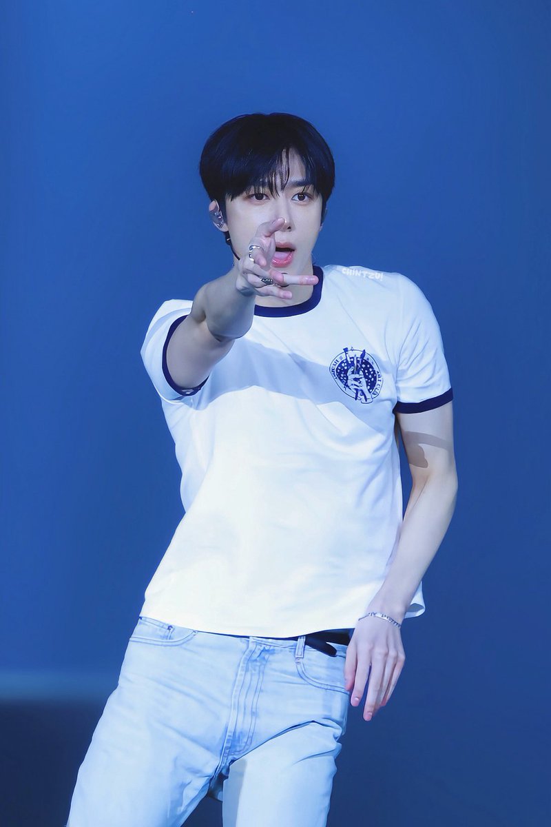 CHINTZU! tweet media