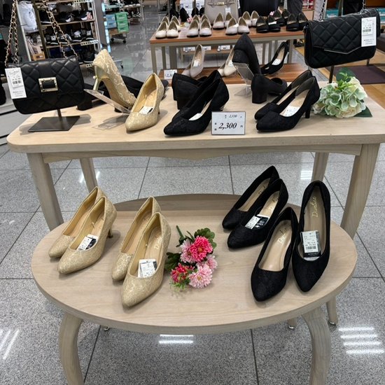 ディバロ＠しまむらグループ tweet media