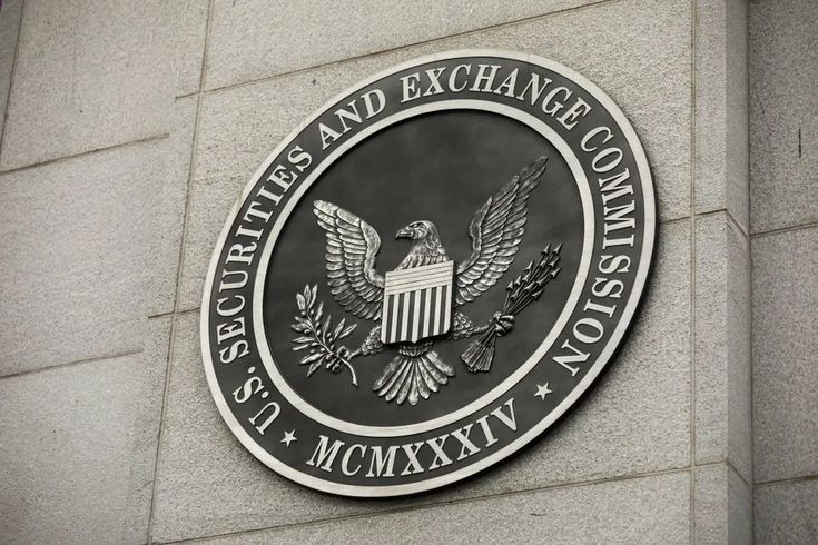blockalche_id's tweet photo. BREAKING : SEC RESMI MENGHAPUS KRIPTO DARI PRIORITAS REGULASI 2026

Aset kripto *tidak lagi* masuk dalam daftar prioritas pengawasan utama untuk tahun 2026.

Aset digital juga *tidak lagi dikategorikan sebagai “risiko khusus”* dalam agenda regulasi terbaru. https://t.co/jUJBkZrcY3