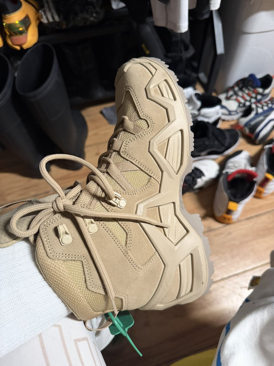 deadpool tweet media