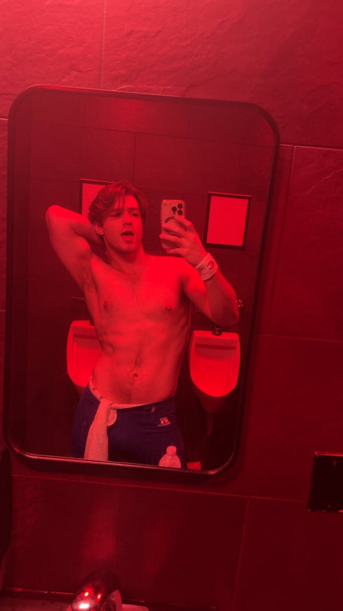 Ivan 🤪🫡 tweet media