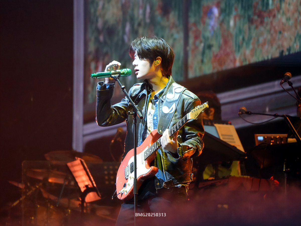 bmg20250313's tweet photo. 260227 MOACON Day1
밴드맨 범규🎸

#범규  #BEOMGYU #ボムギュ
#TXT #TOMORROW_X_TOGETHER
#투모로우바이투게더 #투바투 https://t.co/MbdsO0AOJS