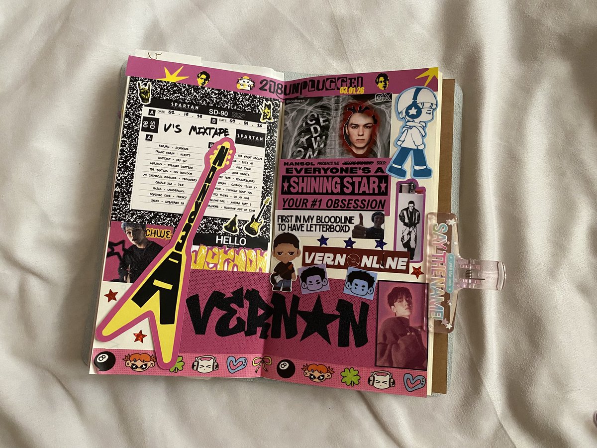 literally the most goated cse ever!!! 🎸🩷 will forever be grateful to have attended this cse bcz i was able to interact with so many carats, especially the ate carats i met during the cse. wouldn’t have been this happy if i hadn’t met them during the event. ☺️💕
#218UNPLUGGED