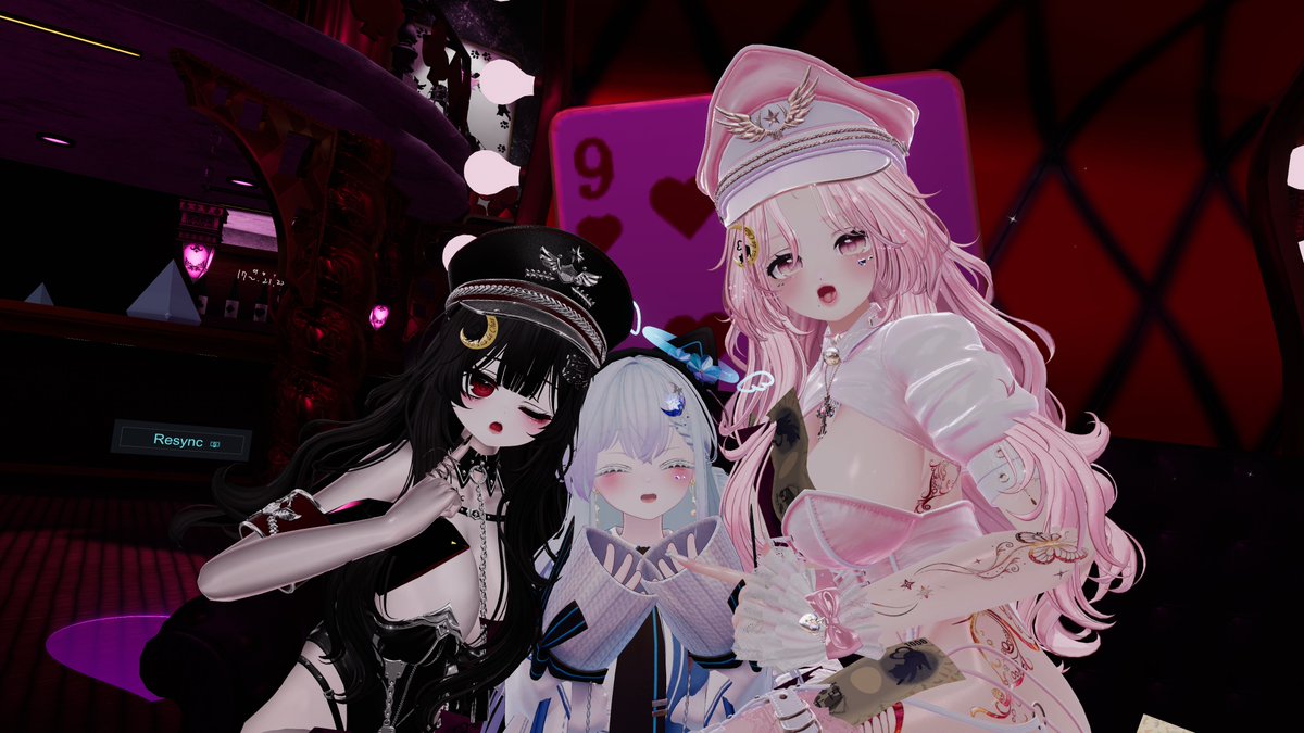 argan07vrc's tweet photo. 2/7 #VRC_PDC
初めて遊びに行ってきました!!
どんなイベントなんだろ～?って知らずに行ったらめっちゃ刺激的なイベントであわあわしちゃった...!
お手紙ちょっとだけあります!!
@yumekanasi @VRC_aka (タグ付け失礼します!!!) https://t.co/JYyaN9rb64