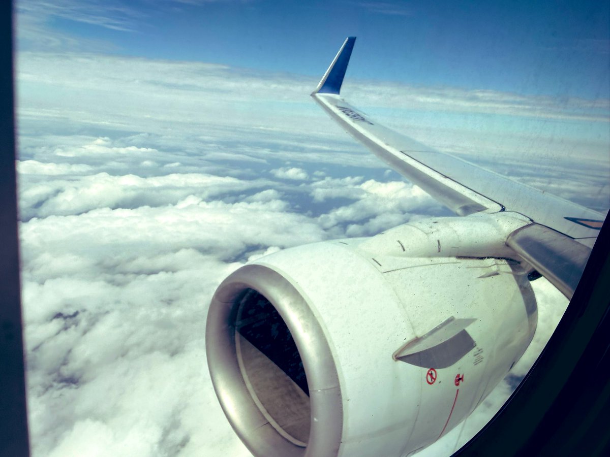 jigen___bom___'s tweet photo. 久々のフライト✈️ https://t.co/oNXjyVH19v