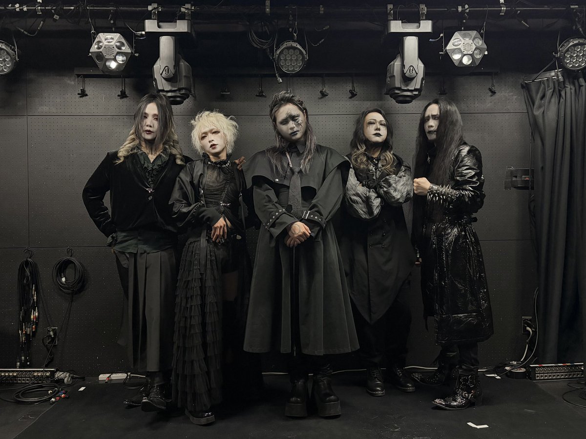 Madmans Esprit tweet media