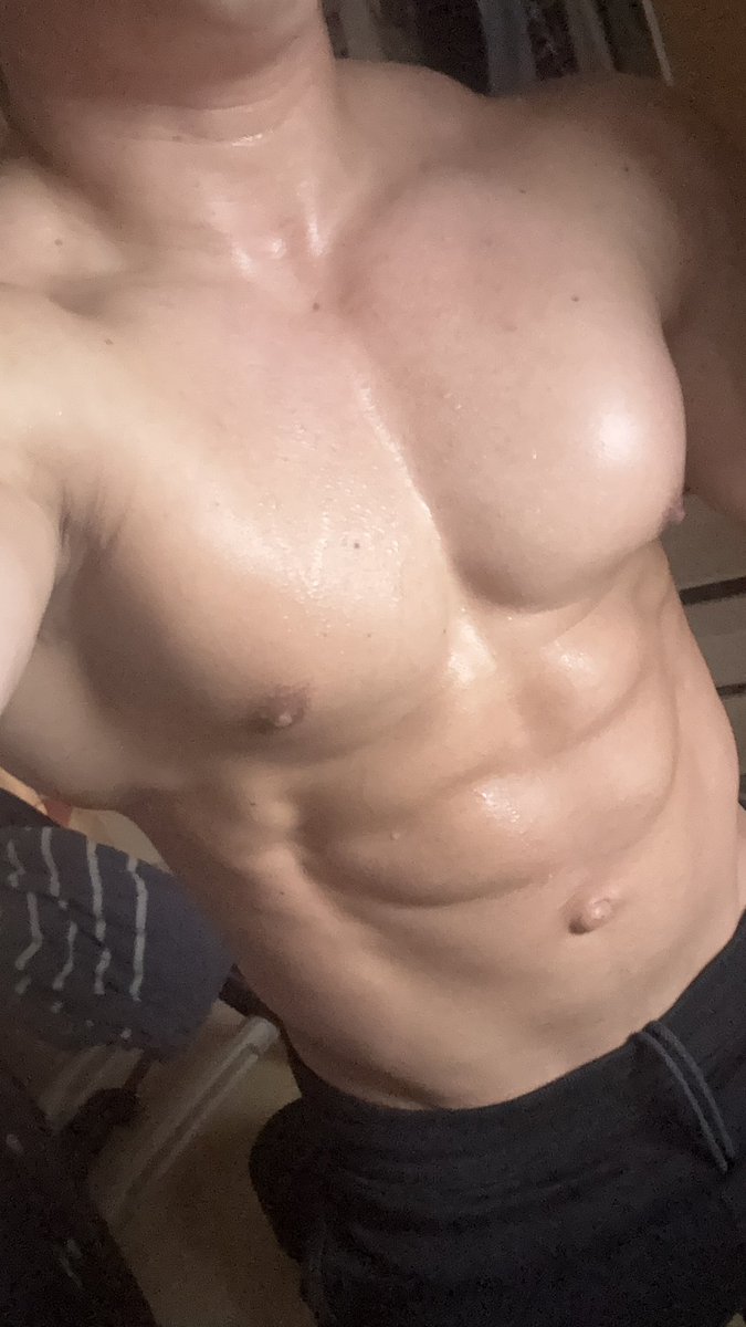 おうじろう tweet media