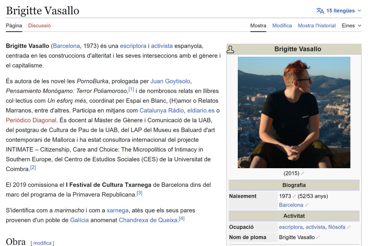 No sabia qui era i s'ha de dir que el perfil sembla un estereotip fet amb retalls del millor de cada casa per acabar construint un Frankenstein de la subnormalor.

I com dic sempre el problema no és aquesta gent, el problema és forçar la seva aparició als mitjans per crear relat.