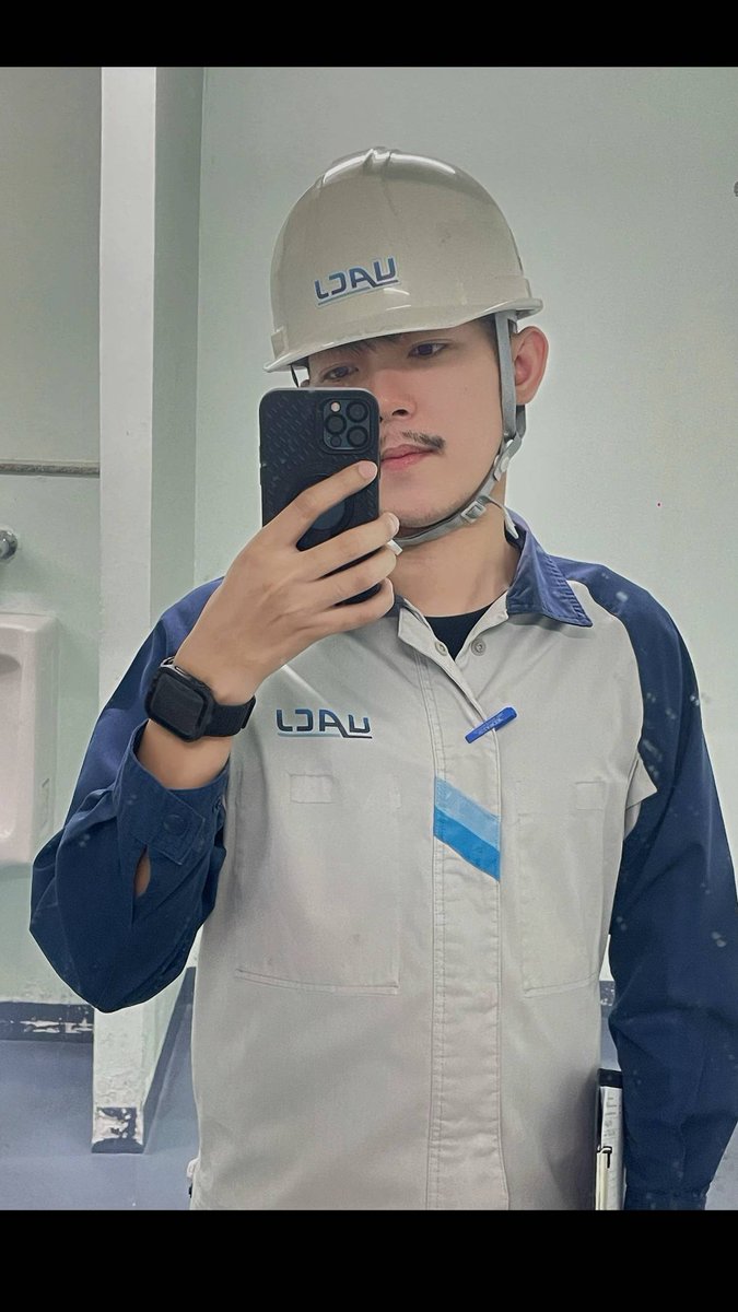 chop_ball's tweet photo. กลางวันเรียบร้อย กลางคืนร้อยแรงม้าOTยาวไปปป #หนุ่มโรงงาน #บ่อวิน #อมตะซิตี้ระยอง https://t.co/gOXqjXKSwL