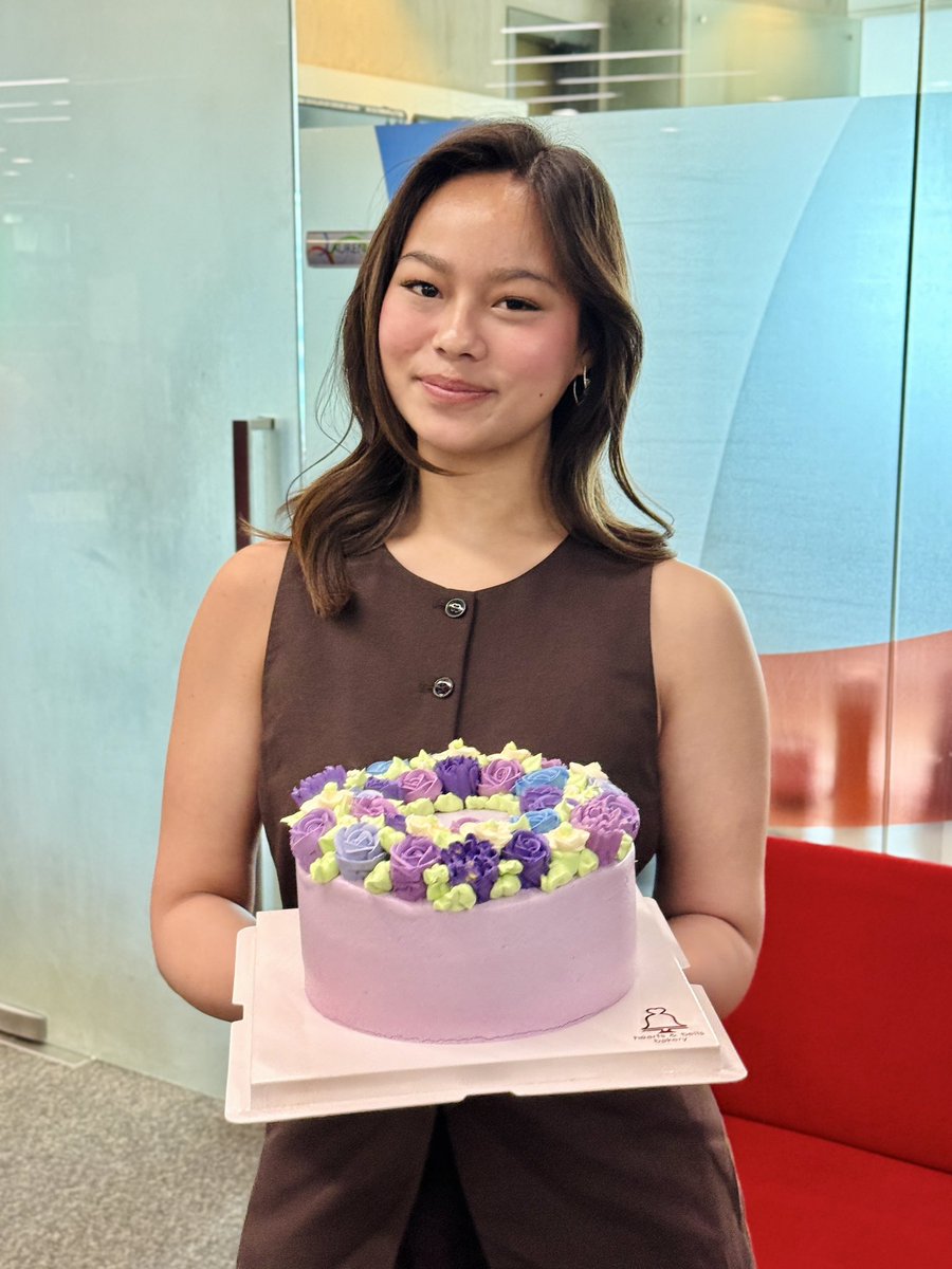 🌼Blooming sa BnK at mas lalo pa naging blooming sa Outside World after her Big Winner victory! Keep slaying, Blooming Bunso of Tacloban #LellaFord!

#TatakStarMagic #PBBCollab2point0