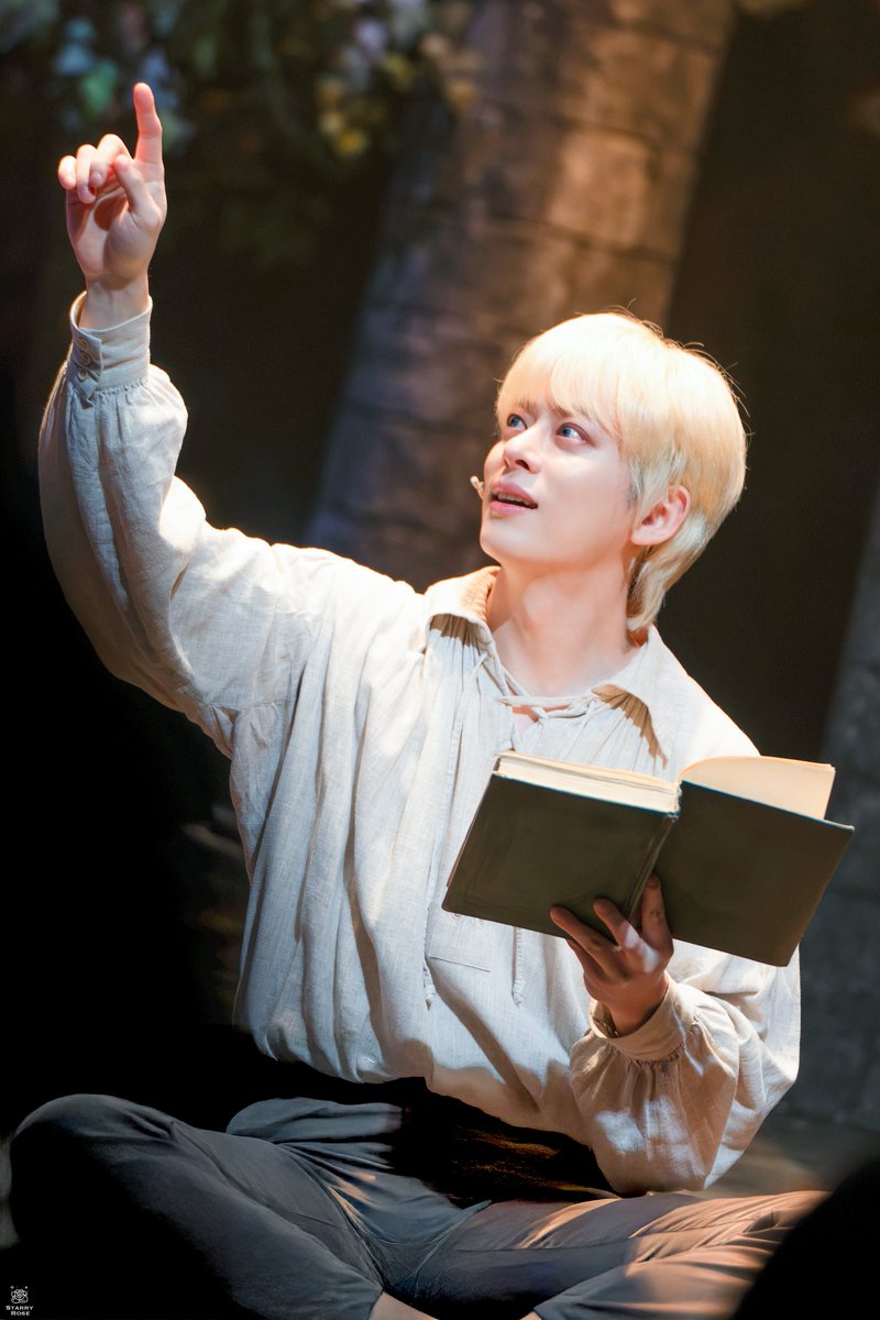 𝑺𝒕𝒂𝒓𝒓𝒚 𝑹𝒐𝒔𝒆 tweet media