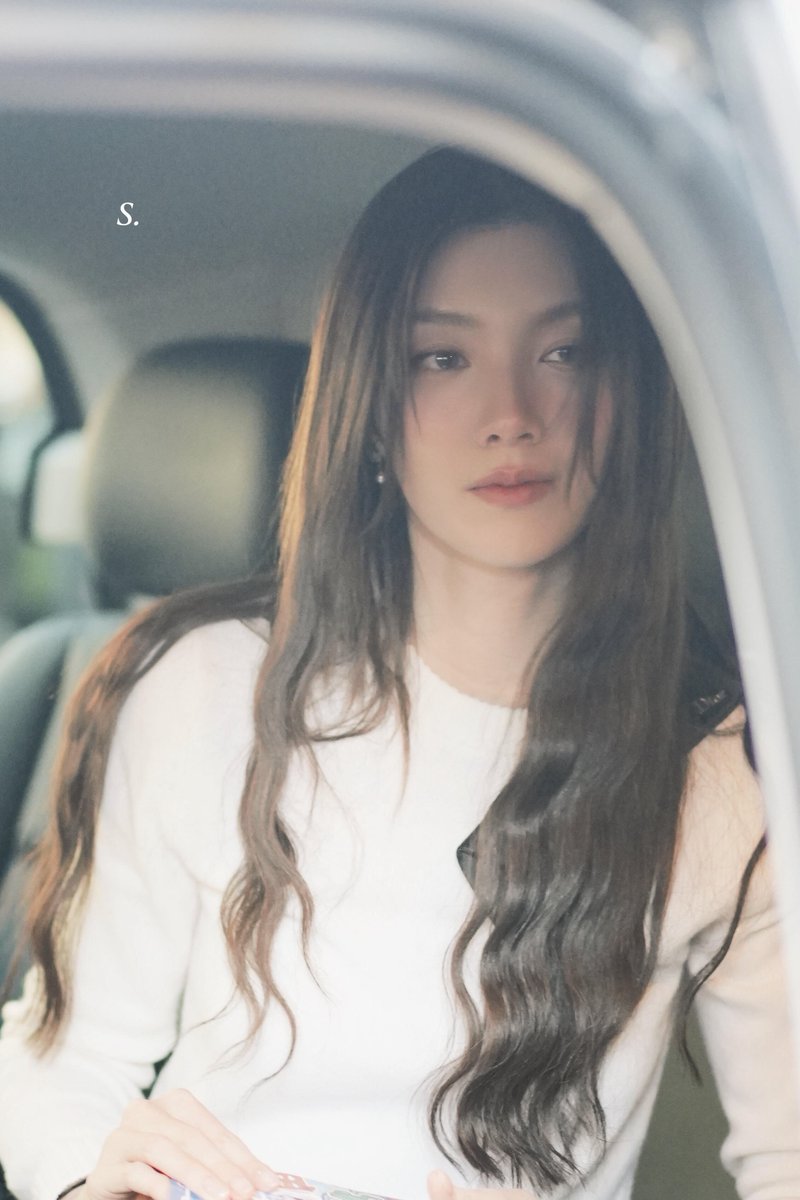 pkornns's tweet photo. hands down one of the most aesthetically pleasing face cards to ever exist in this world

LINGORM TAKEOFF TO DIORAW26 #LingOrmDiorAW26APTLook
#OrmKornnaphat #DiorAW26 #PFW 
#Dior @Dior @ormmormm @XFashion https://t.co/kaxu0HruIz
