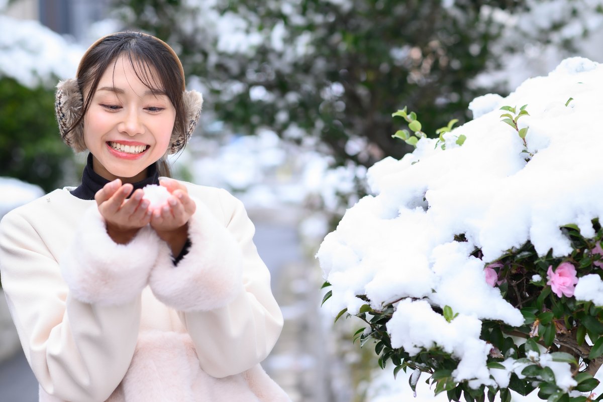 東京は今夜、雪になるのか？ 先日の高円寺の雪日にて モデル・きしあき