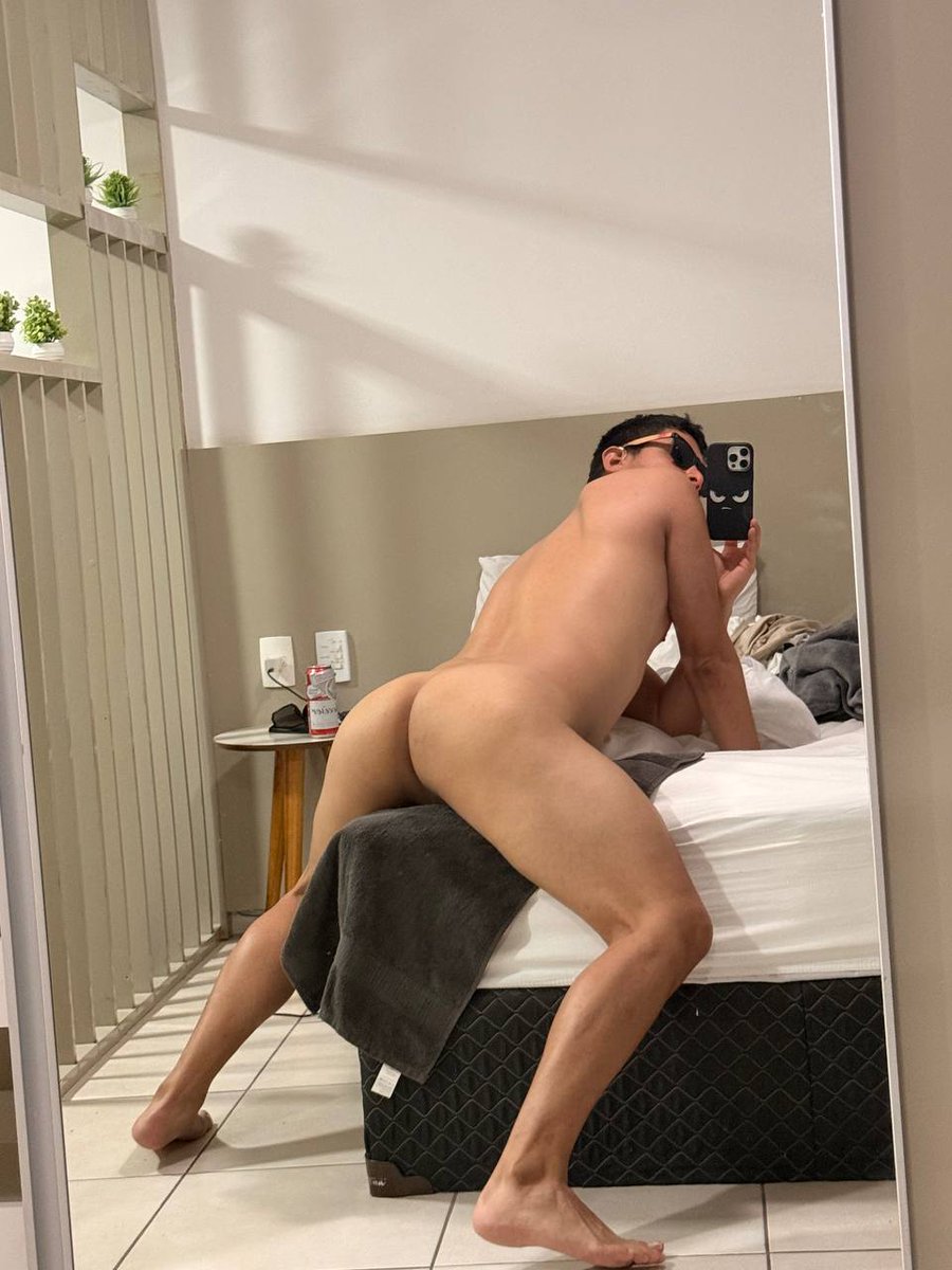 blackcut86's tweet photo. @slimtease69 Fuck me https://t.co/pQOmrkdhpr