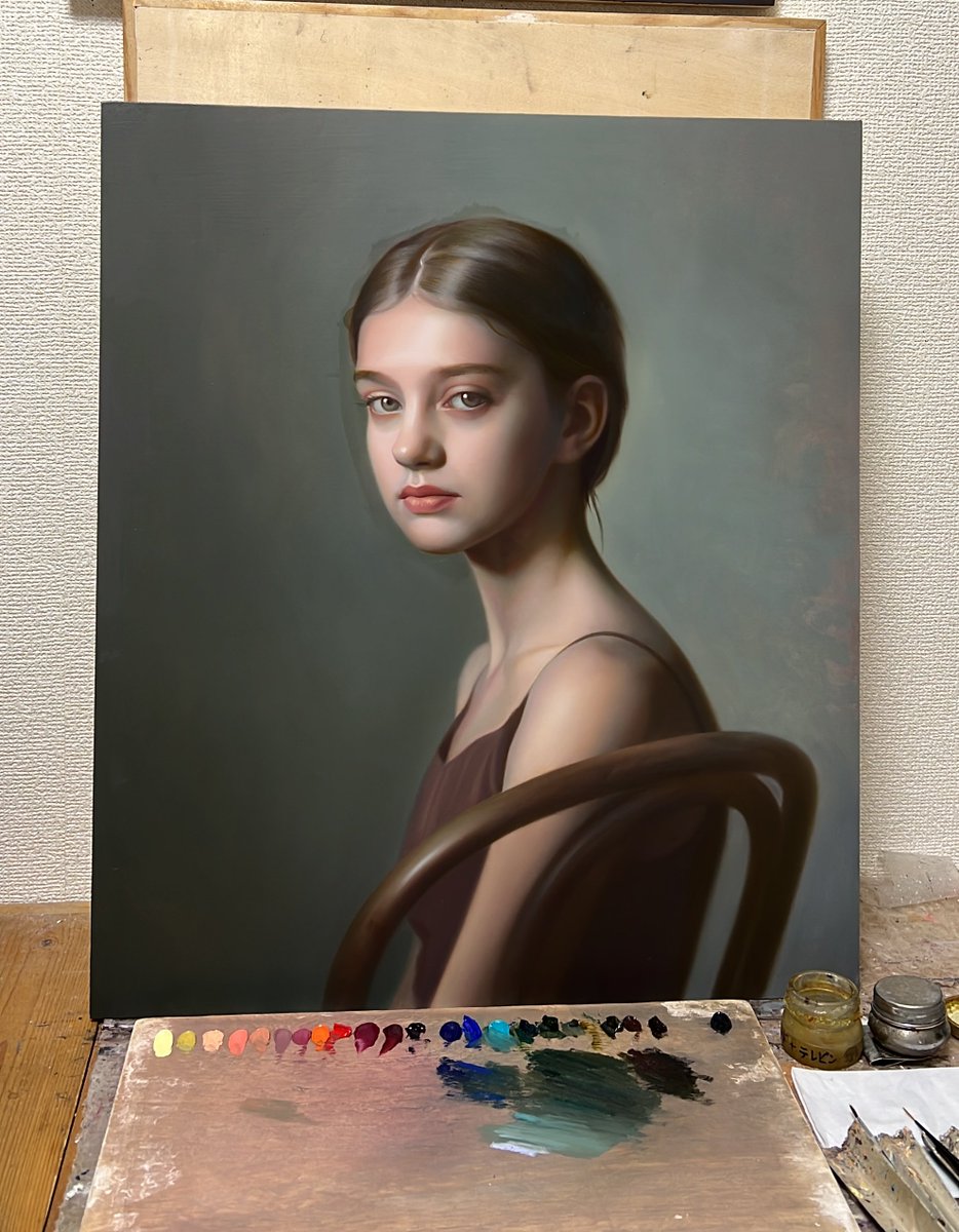 大きな構造はほぼ完成しています。次は細い筆で色を重ねていきます