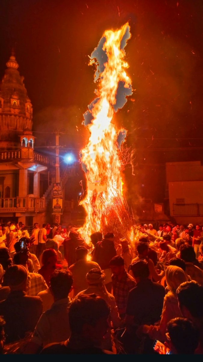 stockmarket8058's tweet image. May Your Portfolio Be as Vibrant as These Colors .

#Holi2026
#HoliCelebration
#colours