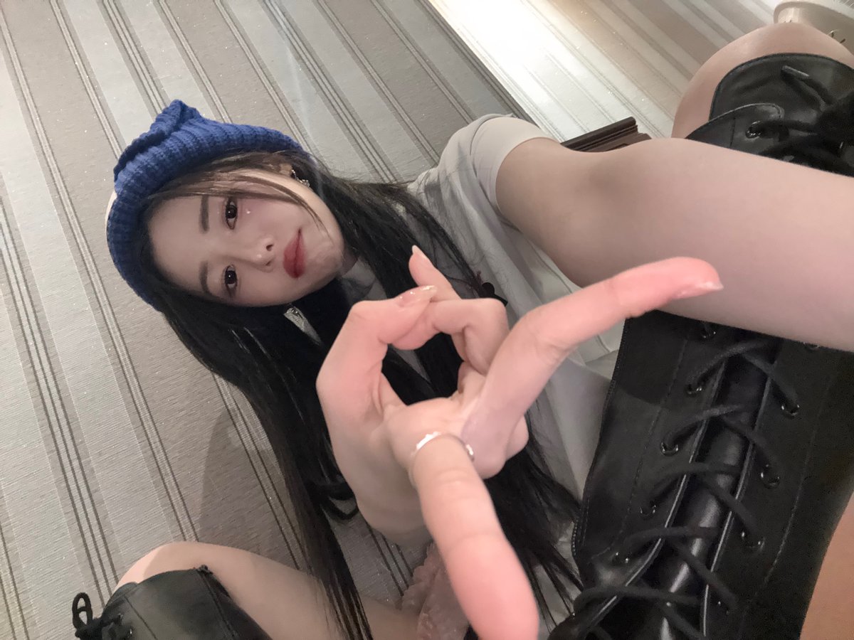 tripleS official tweet media