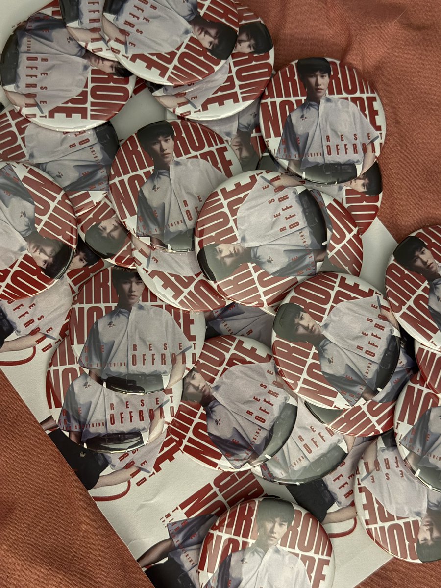 แม่น้องลูกไอ่เป๊กอยู่หนายยยยยยย
มารับเข็มกลัดหน่อยน้าาาาาา มี 50 อันจั้บๆแจ้ะๆ

🗓️4/3/25
📍 สยามภาวลัย พารากอน
⏰tba

#GirlFromNowhereTheReset
#OFFROAD #offroadKTP #ออฟโรด