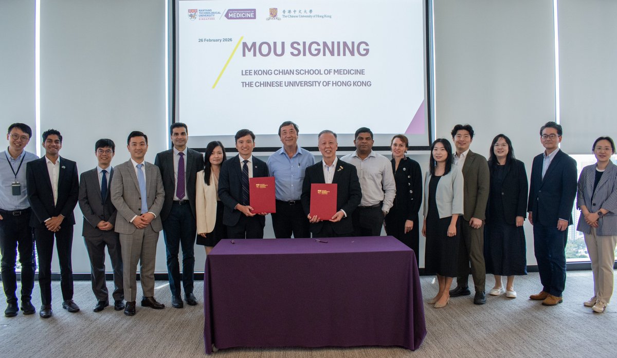 CUHK_GCNI's tweet photo. GCNI &amp; LKCMed have signed MOU to strengthen collaboration in neuroscience! Both institutions come together during the LKCMed Neuroscience Partners Symposium on Feb 25-26 to advance brain health and nurture next generation of neuroscientists. 

https://t.co/gRkSyjZ0XH https://t.co/QVIY8mfVDl