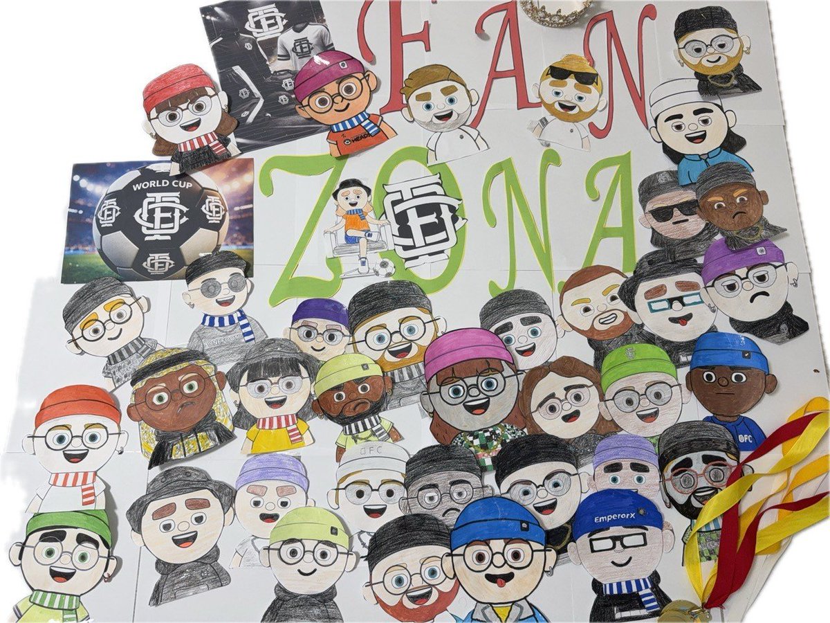 ⚽️🔥 When football brings people together, real art is born!
<a href="/ofc_the_club/">OneFootball Club</a> <a href="/OneFootball/">OneFootball</a>
This is the team we created — bright, diverse, full of character! Each fan has their own style, emotions, and story, but we’re all united by one thing — our love for the game and our belief in