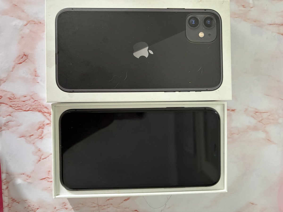 binayyaa's tweet photo. WTS IP 11 128 GB ex IBOX
Mulus, pemakaian wanita

face id on
truetone on
BH 75%
+ charge ugreen 
4,7 Nepis

Depok, Bekasi, Tangerang 
#zonauang https://t.co/Tl9lFjYSQu