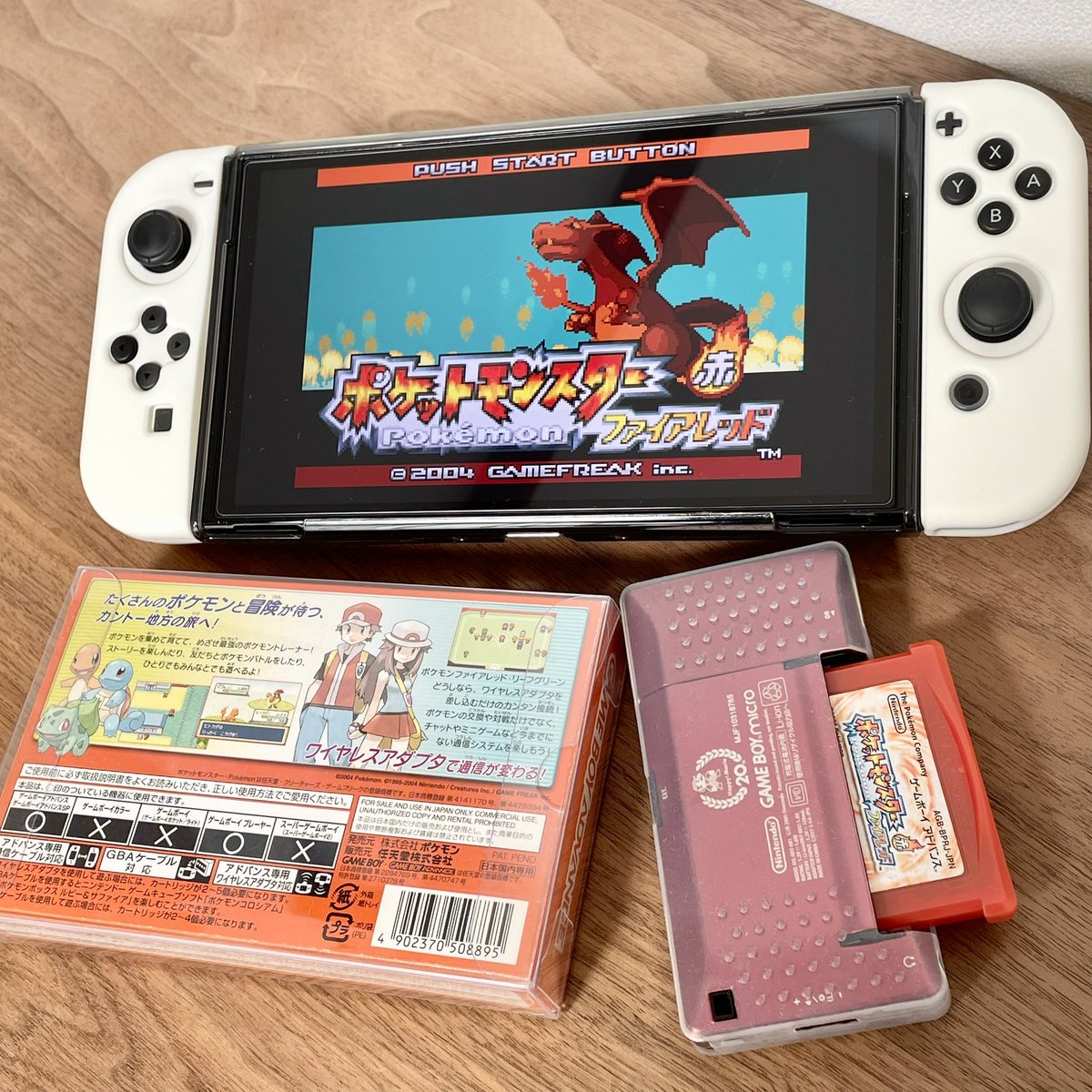 perorin_fc's tweet photo. 🔥🌱
遅ればせながら㊗️ポケモン30周年🎉
ファイアレッド・リーフグリーンのSwitch版どっちから始めようかなー

#pokemon https://t.co/EdEUDcbiSP