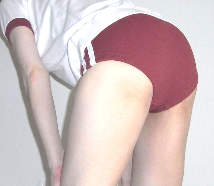 Shiori_Kitano's tweet photo. Grokで女体化脱衣版５
５段目としてヒップ版を４連チャンアップします
４連チャンその１ https://t.co/uXZgCJCXGl