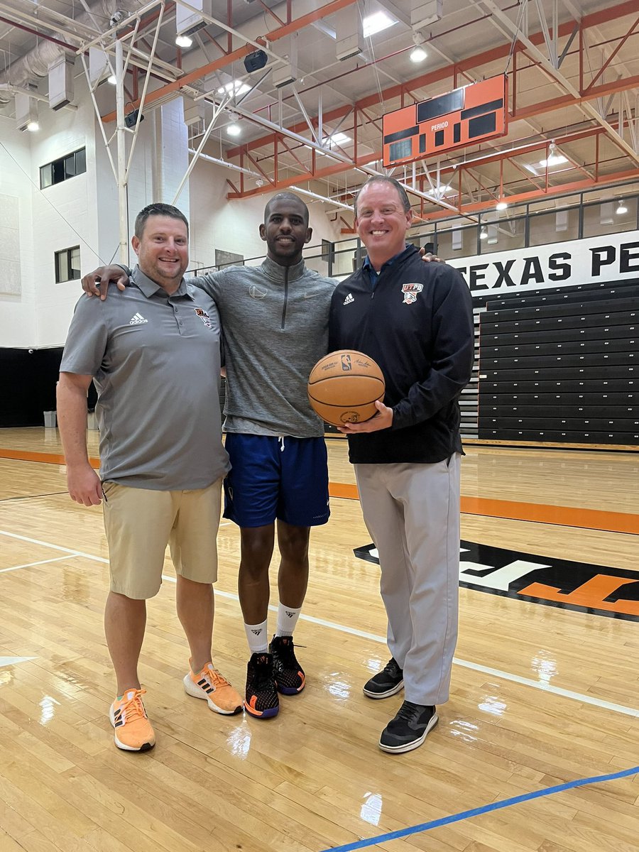 Kyle Tolin tweet media