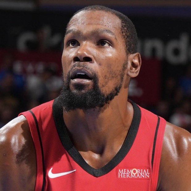 Kevin Durant over the last 3 games:

34.0 PPG
6.7 RPG
4.0 APG
1.0 BPG
0.7 SPG
54.0% FG
38.0 MPG