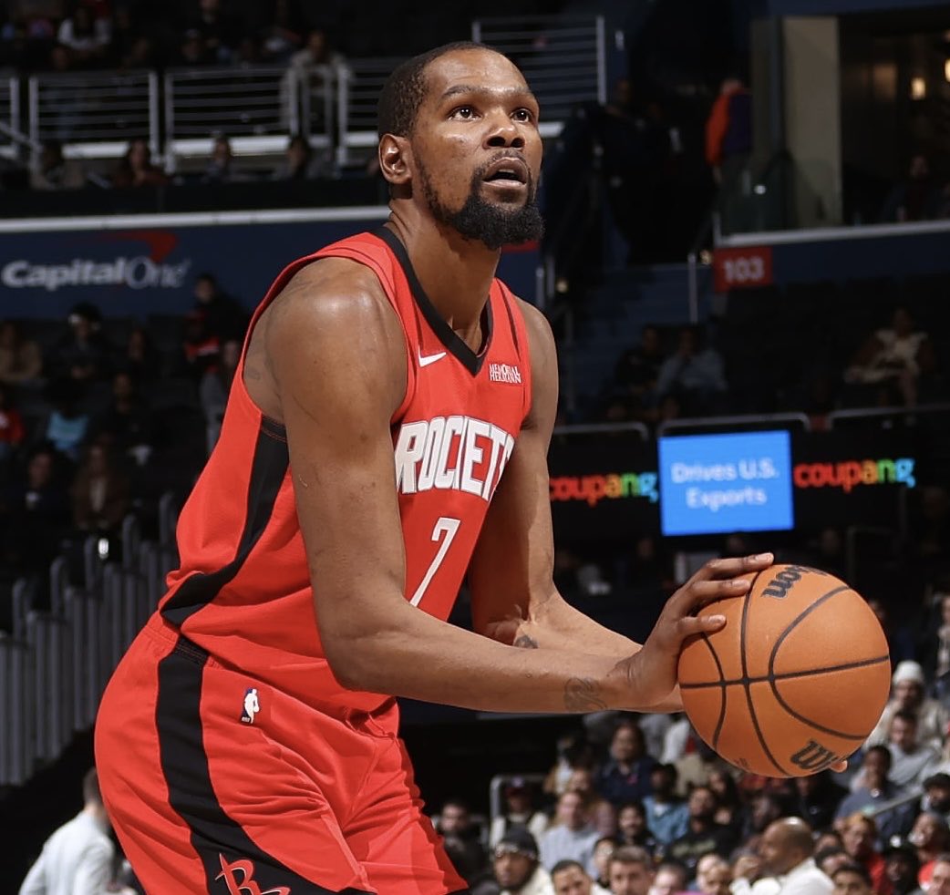 Most games with 30+ PTS on 50/40/90%:

155 — Steph Curry
108 — Kevin Durant