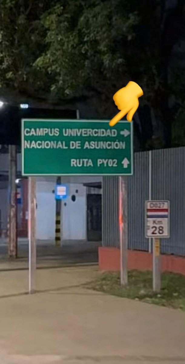 ¡Qué escriban así los carteles, vaya y pase...! ¡Lo deprimente es que después de pasar por la universidad,  escribimos así las demandas, las recetas, los proyectos, los dictados...!