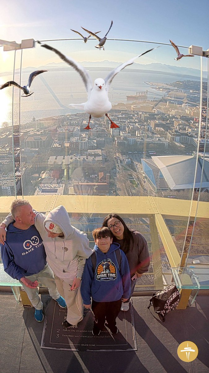 🎢 weekend in Seattle! 4-0 to 4-3 to 5-3 for top 64. Hopefully enough to be in a comfortable position for worlds. Thanks <a href="/Jctfordd/">Jackson Ford</a> for showing him the way of the Zard (+300 CP since he hopped on). And thanks to the Poke friends &amp; fam for showing Reed a great birthday weekend!