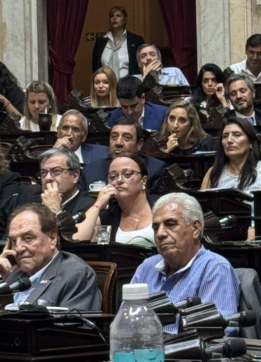 Si esta gente tiene esas caras quiere decir que a la Argentina le está yendo bien.