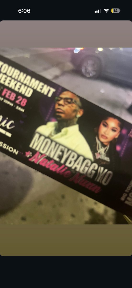 Bignickrock's tweet photo. Moneybagg Yo And Da Baddies Concert 🎵 ✨🔥🖤 #lit #iwasbusted #turnmeup #MrCbfw https://t.co/WpIuI3fiym