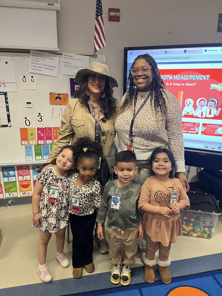 PierceECPandas's tweet photo. Read Across America Week!!! At Pierce ECS our Pandas 🐼  are Wild about Reading!!!  @IrvingLibraries @IrvingISD https://t.co/xXRbZG6qll