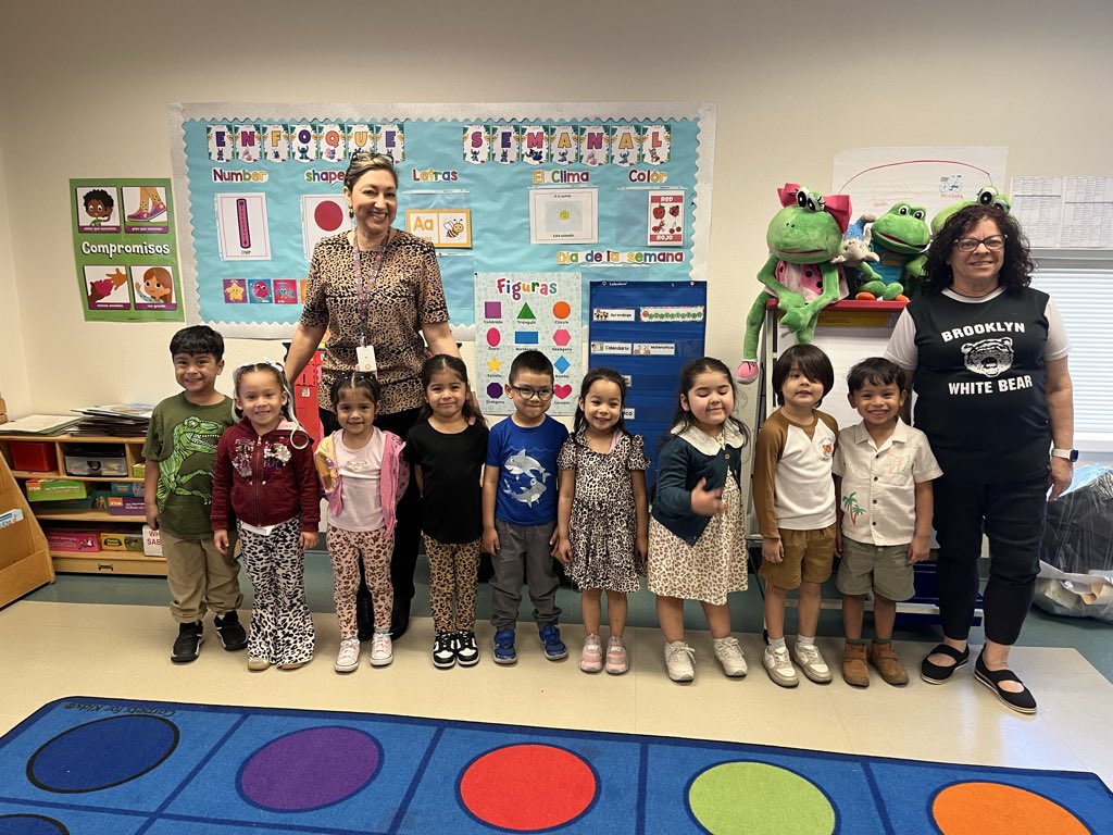 PierceECPandas's tweet photo. Read Across America Week!!! At Pierce ECS our Pandas 🐼  are Wild about Reading!!!  @IrvingLibraries @IrvingISD https://t.co/xXRbZG6qll