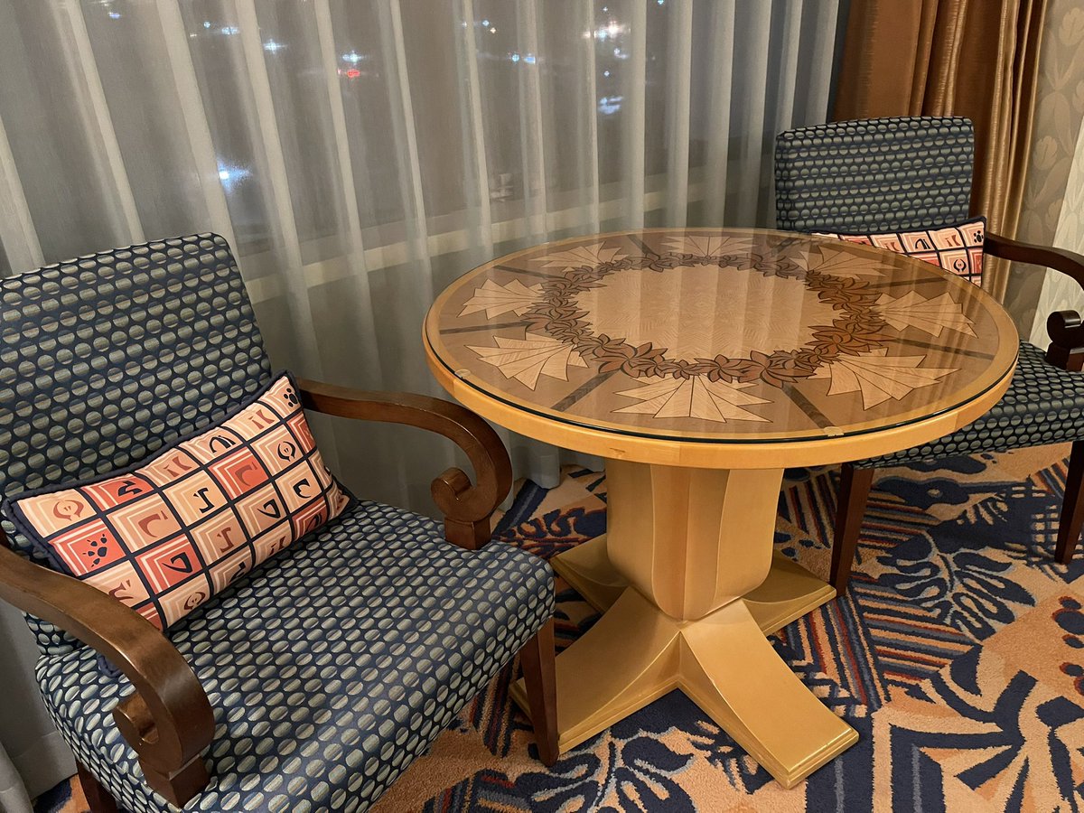 ひな祭り🎎🌸
今日は結婚記念日だけど、27日28日にディズニーに泊まりに行ってきました✨いつもは日帰りだけど、今回はアンバサダーに🏰雨予報から、晴れ曇りに変わり2日間めちゃくちゃ楽しかった😊今日雨だから当日にしなくて良かった✨