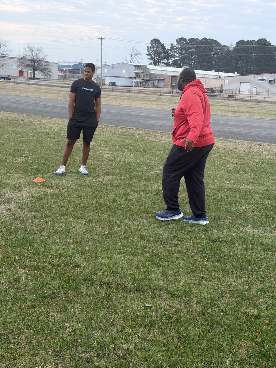 Samuel Nelson tweet media